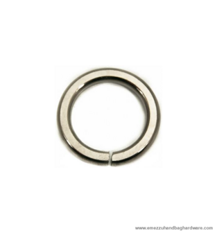 O-ring flattened black nickel 30 /20 mm.